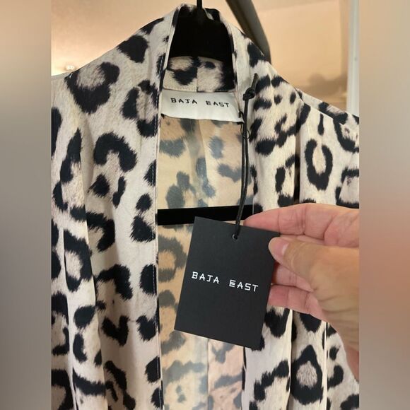 Baja East Oversized Animal Print Blazer Size: XS NWT - Picture 3 of 5